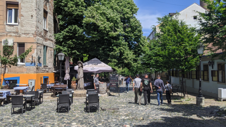 Belgrade: Urban & Alternative Walking Tour