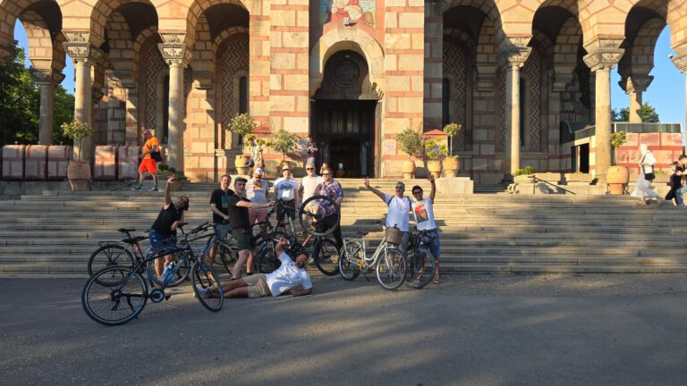 Belgrade: Bike Tour – Riverside