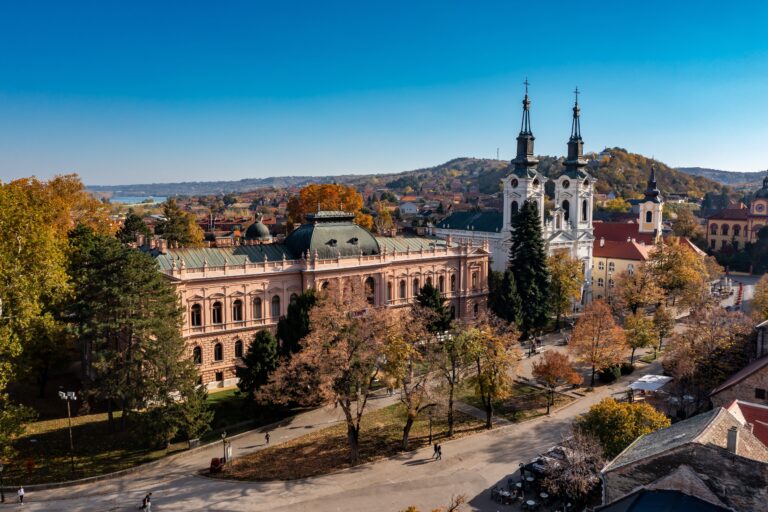 Fruška Gora, Sremski Karlovci &amp; Novi Sad